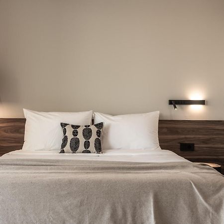 Aku Suites With Private Pools Сталіда Номер фото